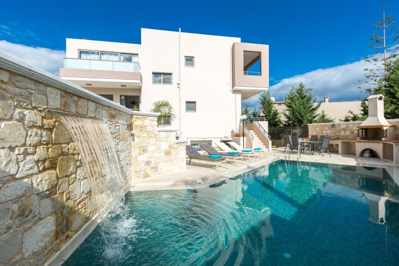 Peris Villa カト・ダラトソ エクステリア 写真